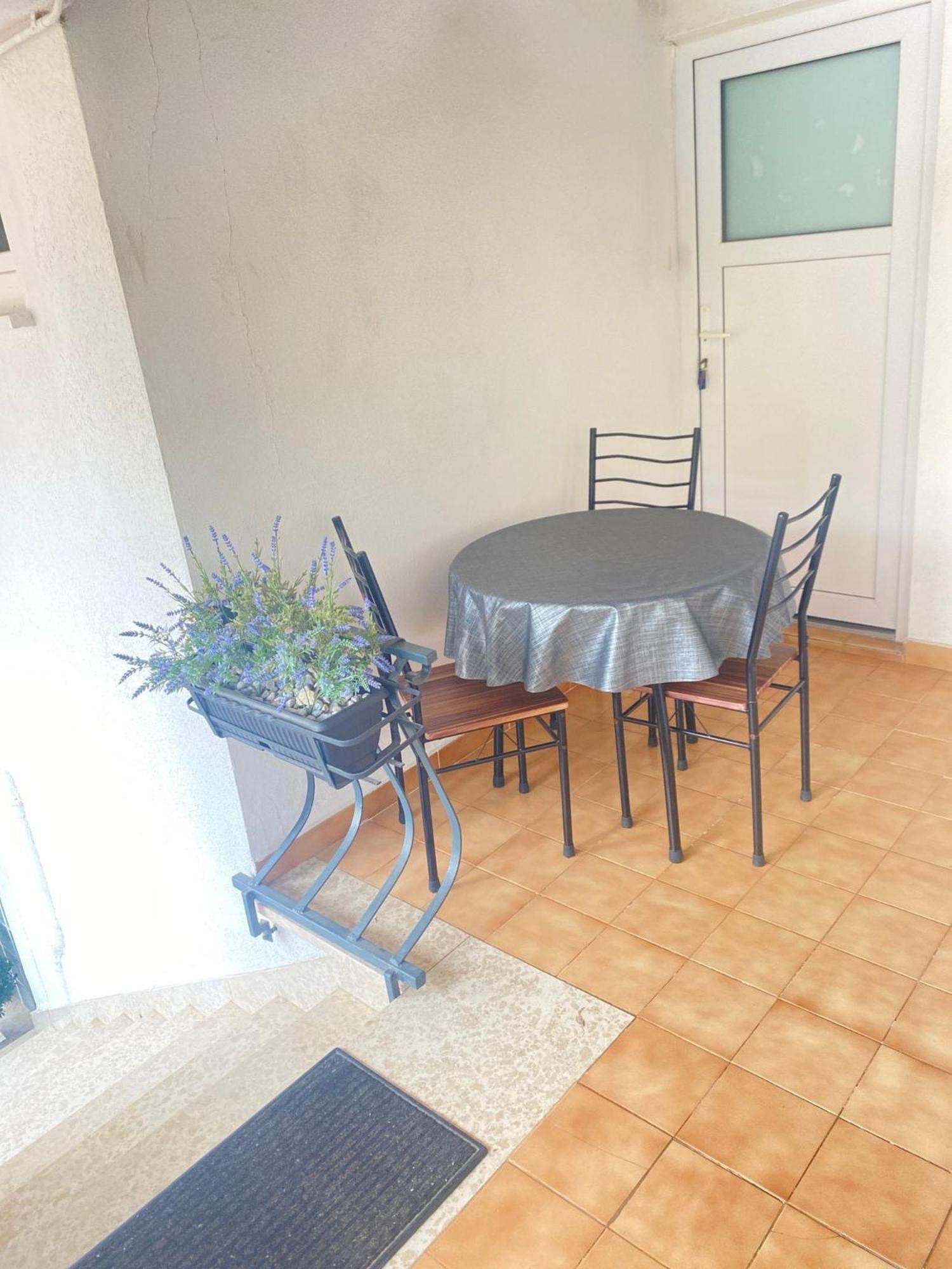Appartement 2 App For 3 Persons With 2 Terraces Near Beach&town Poreč