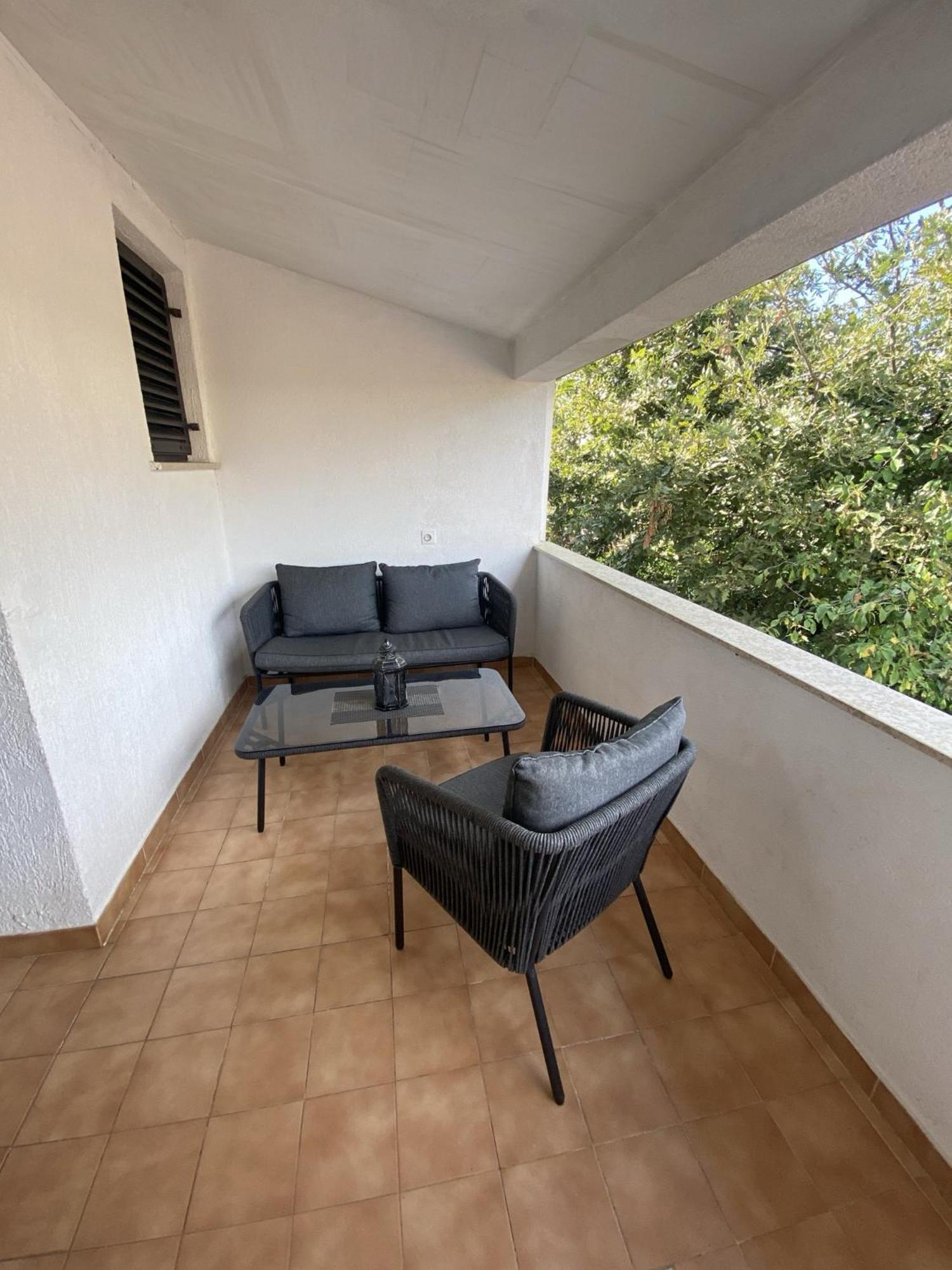 2 App For 3 Persons With 2 Terraces Near Beach&town Porec