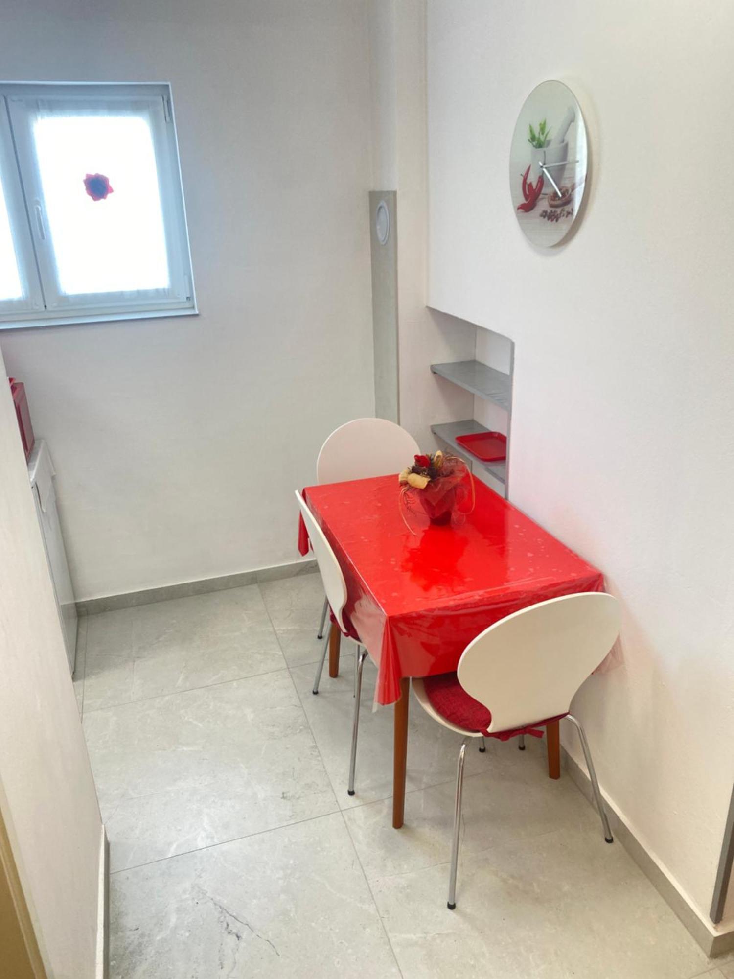 2 App For 3 Persons With 2 Terraces Near Beach&town * Poreč