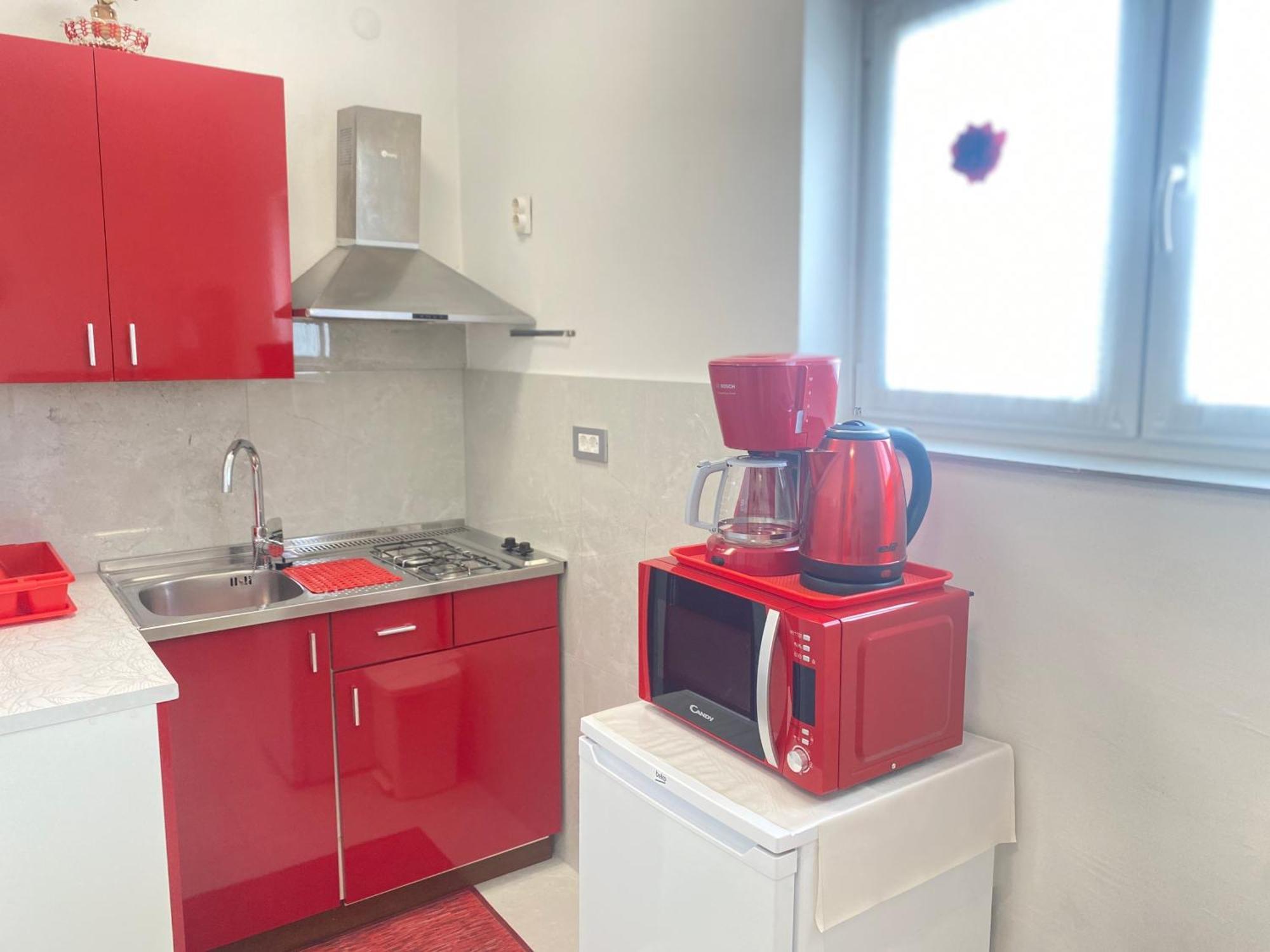 2 App For 3 Persons With 2 Terraces Near Beach&town